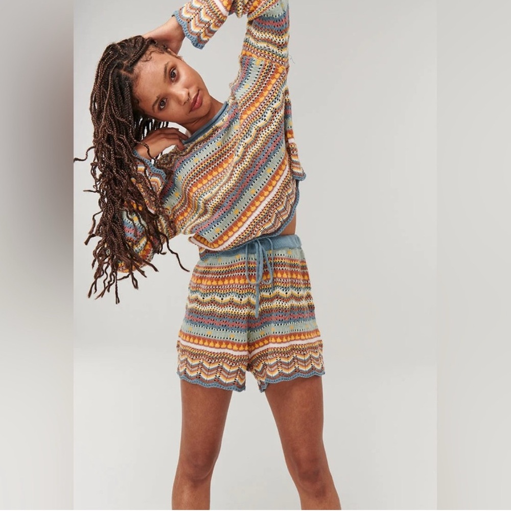 Ghanda Colorful Knit Sweater and Shorts Set